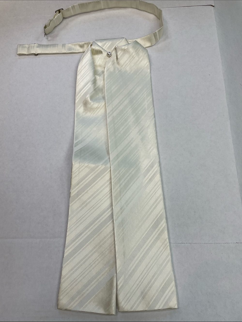 Ivory Satin Striped Cravat Ascot